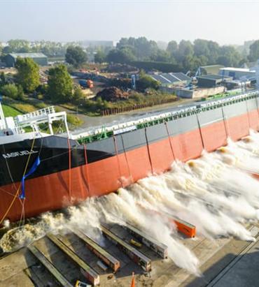 First Hybrid Battery Powered Self-Discharger Bulker Leaves Shipyard